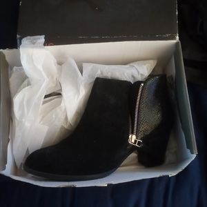 Vionic Anne Black Suede Snake Skin Zip Up Booties Ankle Boot Block Heel Size 8